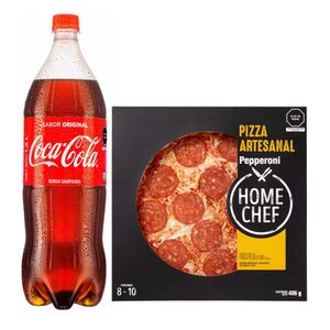Pack Gaseosa COCA COLA Sabor Original Botella 1.5L + Pizza Pepperoni Familiar HOME CHEF 1un